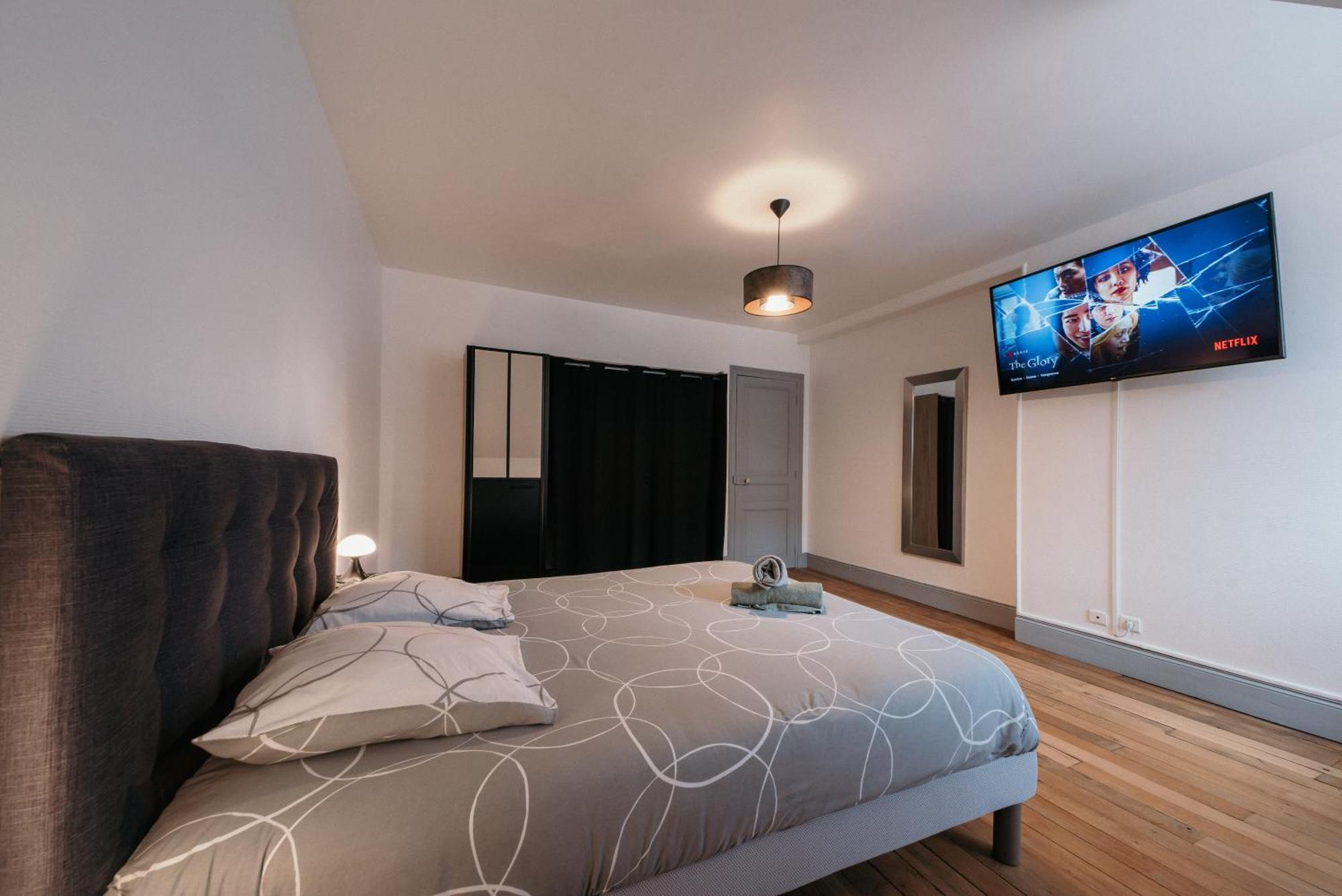 Appartement D'Aubilly Hyper Centre-Ville Шарлевиль-Мезьер Экстерьер фото