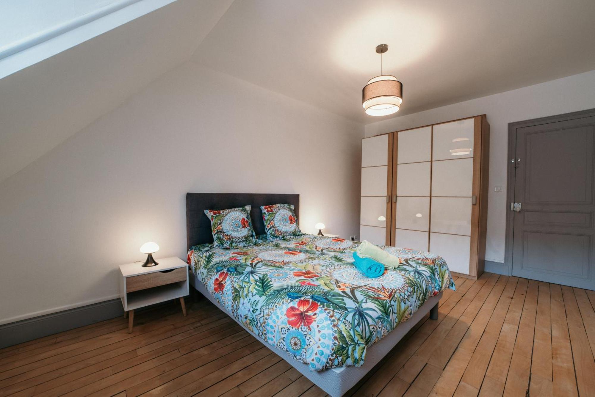 Appartement D'Aubilly Hyper Centre-Ville Шарлевиль-Мезьер Экстерьер фото