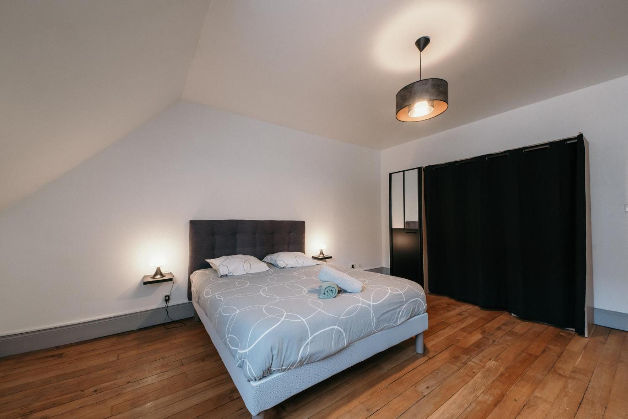 Appartement D'Aubilly Hyper Centre-Ville Шарлевиль-Мезьер Экстерьер фото